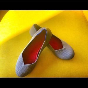 Charcoal Rothy’s “The Flat”